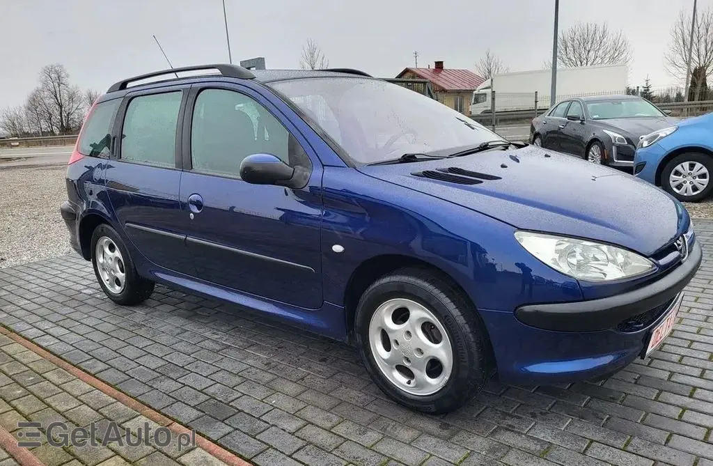 PEUGEOT 206 