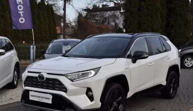 TOYOTA RAV4 