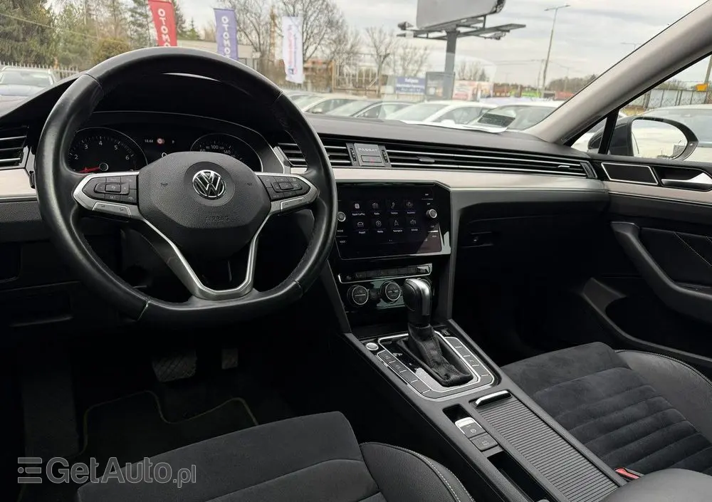 VOLKSWAGEN Passat 2.0 TSI Elegance DSG