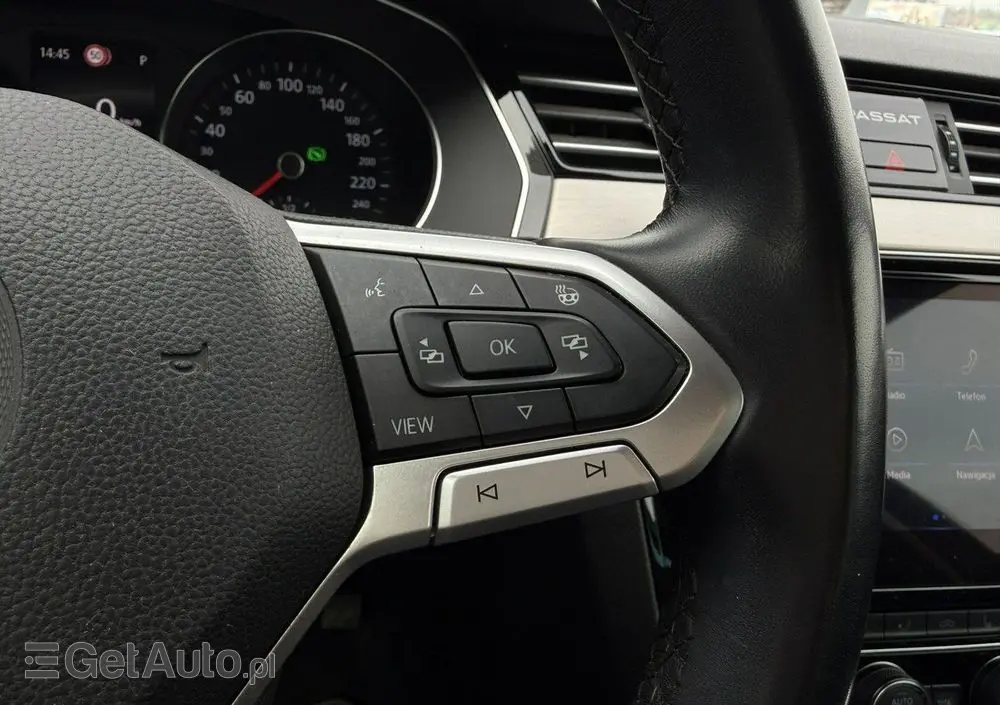 VOLKSWAGEN Passat 2.0 TSI Elegance DSG