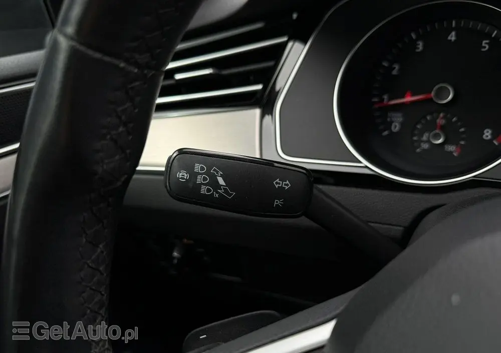 VOLKSWAGEN Passat 2.0 TSI Elegance DSG