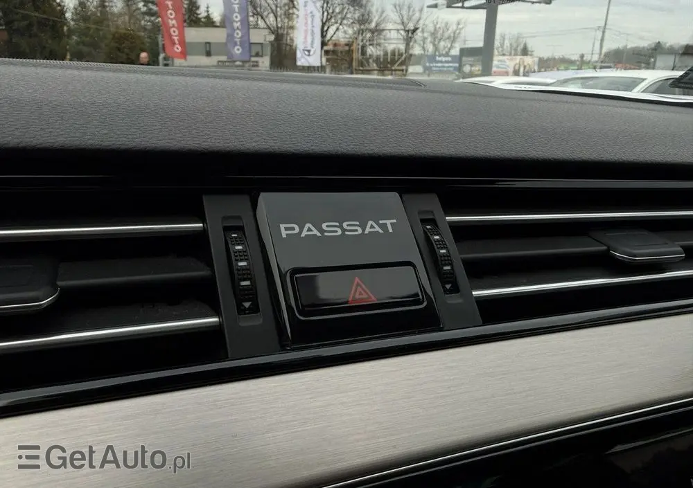 VOLKSWAGEN Passat 2.0 TSI Elegance DSG