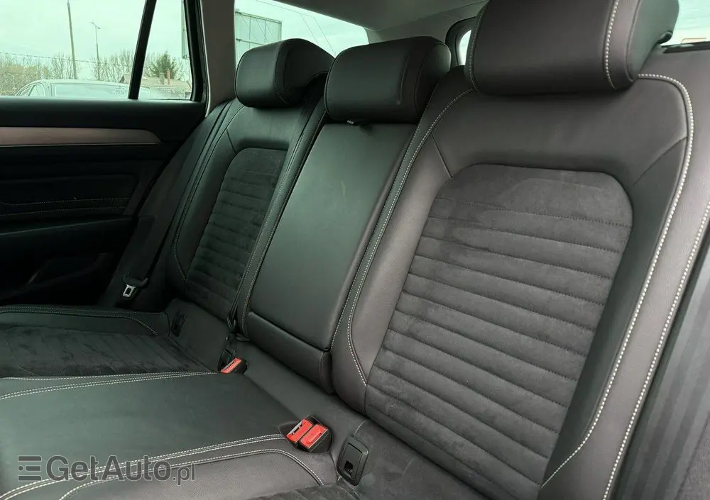 VOLKSWAGEN Passat 2.0 TSI Elegance DSG