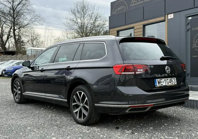 VOLKSWAGEN Passat 2.0 TSI Elegance DSG