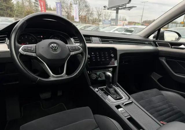VOLKSWAGEN Passat 2.0 TSI Elegance DSG