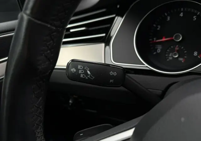 VOLKSWAGEN Passat 2.0 TSI Elegance DSG