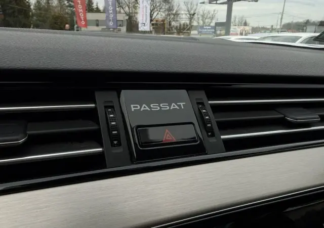 VOLKSWAGEN Passat 2.0 TSI Elegance DSG