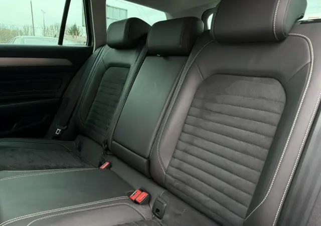 VOLKSWAGEN Passat 2.0 TSI Elegance DSG