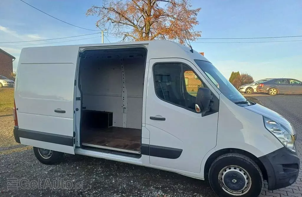 RENAULT Master 