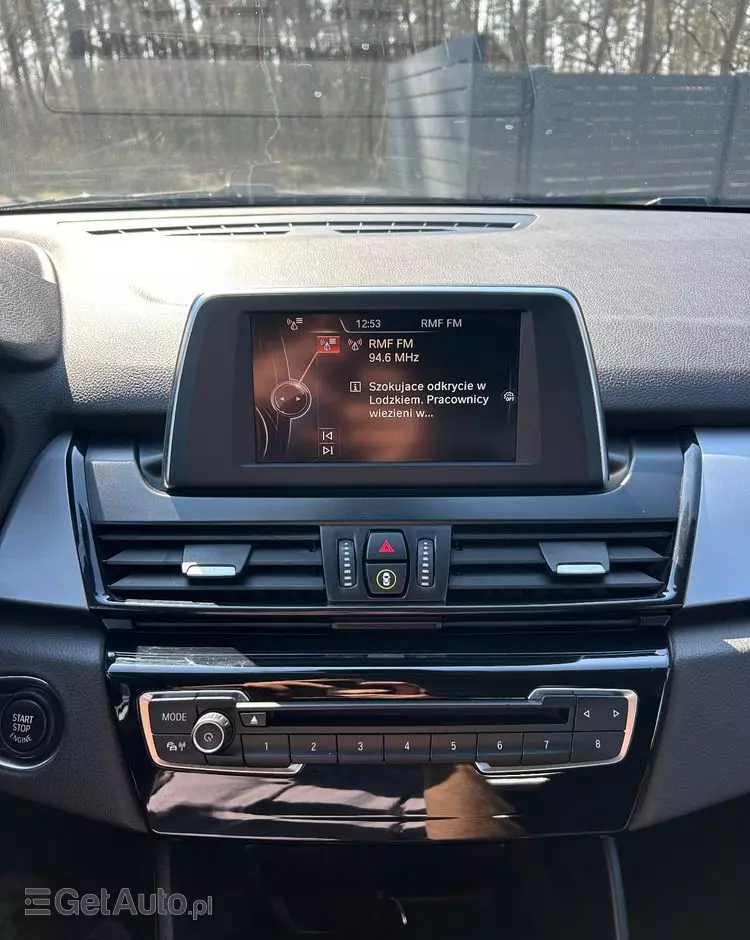 BMW Seria 2 218i Active Tourer Advantage