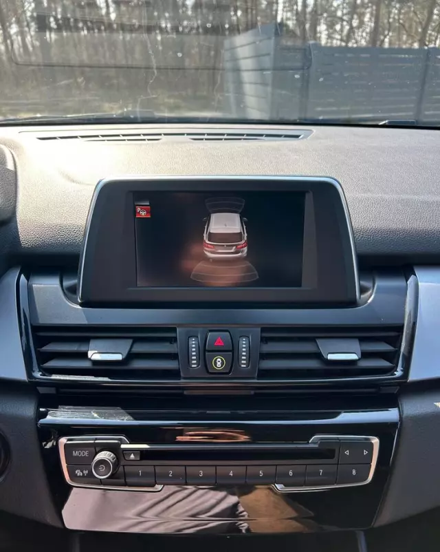 BMW Seria 2 218i Active Tourer Advantage