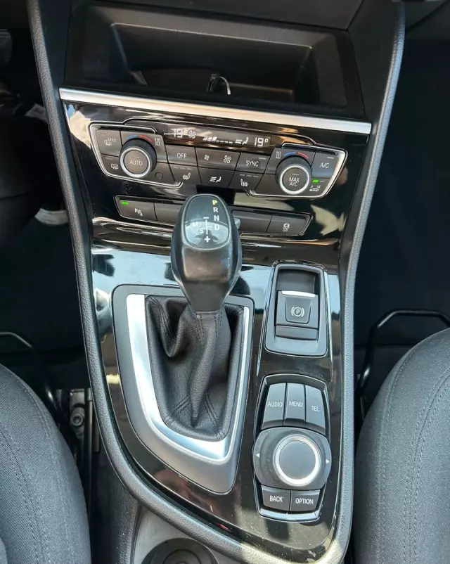 BMW Seria 2 218i Active Tourer Advantage