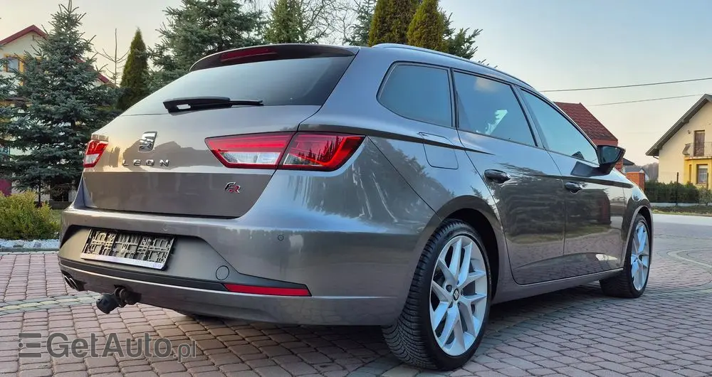 SEAT Leon 2.0 TDI DPF FR