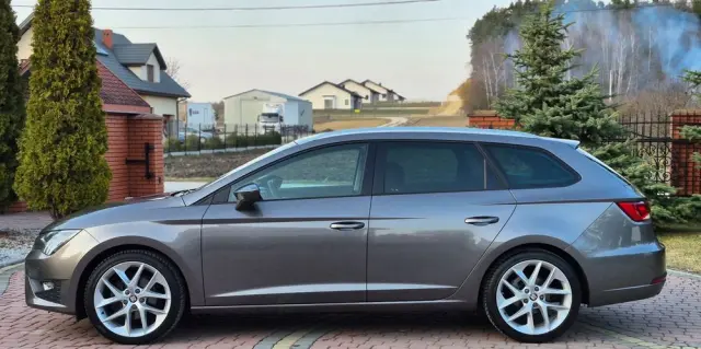 SEAT Leon 2.0 TDI DPF FR