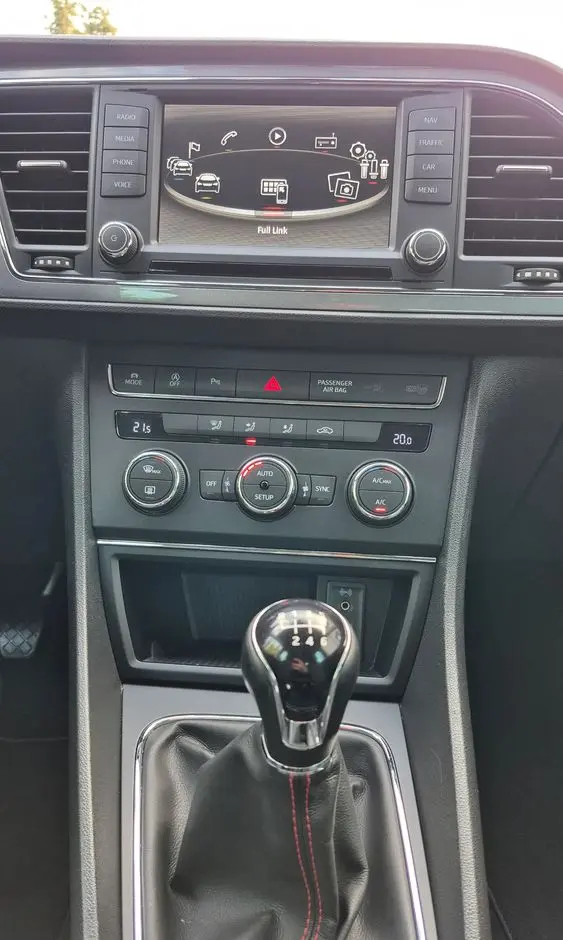 SEAT Leon 2.0 TDI DPF FR