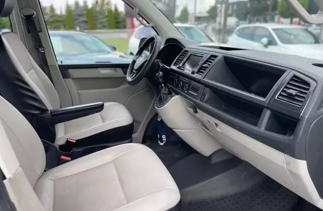 VOLKSWAGEN TRANSPORTER 