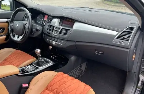 RENAULT Laguna 