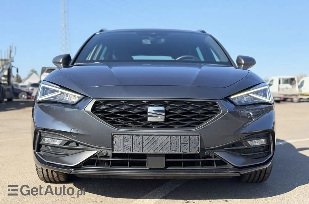 SEAT Leon 1.5 eTSI OPF DSG FR Black Edition