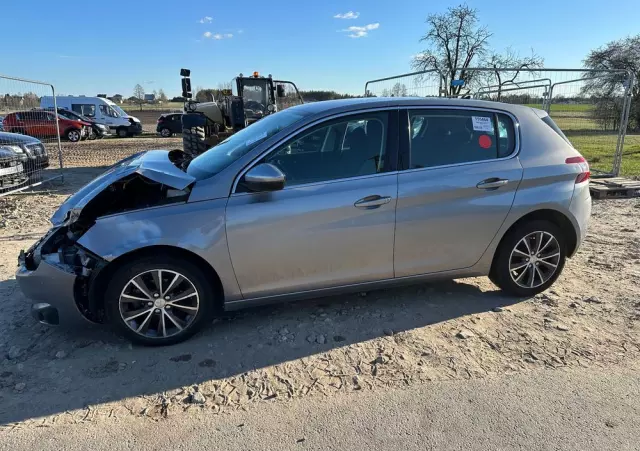 PEUGEOT 308 1.2 PureTech Allure S&S