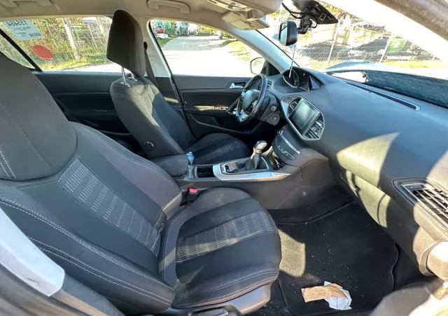 PEUGEOT 308 1.2 PureTech Allure S&S