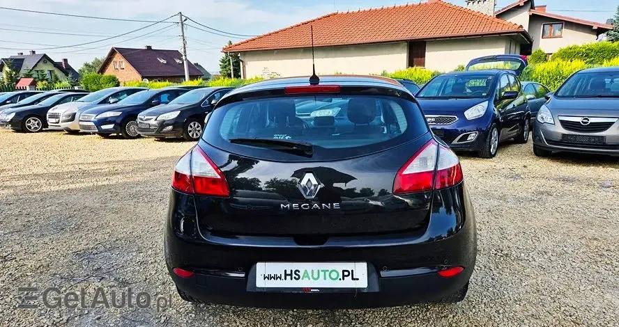 RENAULT Megane 1.6 16V 110 TomTom Edition