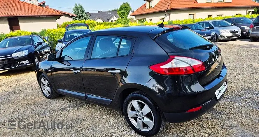 RENAULT Megane 1.6 16V 110 TomTom Edition