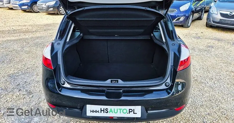 RENAULT Megane 1.6 16V 110 TomTom Edition