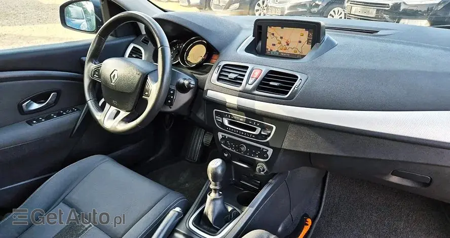 RENAULT Megane 1.6 16V 110 TomTom Edition