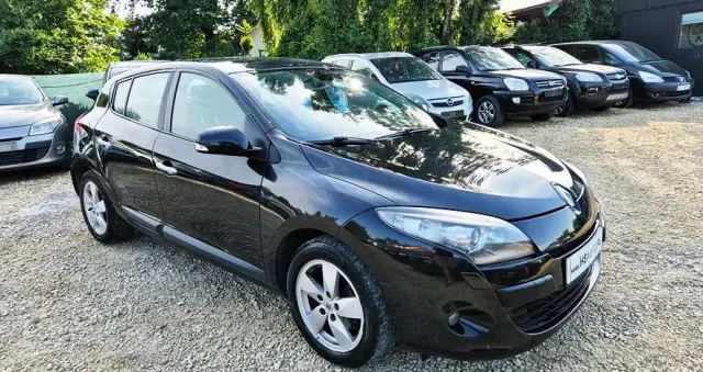 RENAULT Megane 1.6 16V 110 TomTom Edition