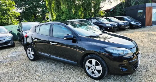 RENAULT Megane 1.6 16V 110 TomTom Edition