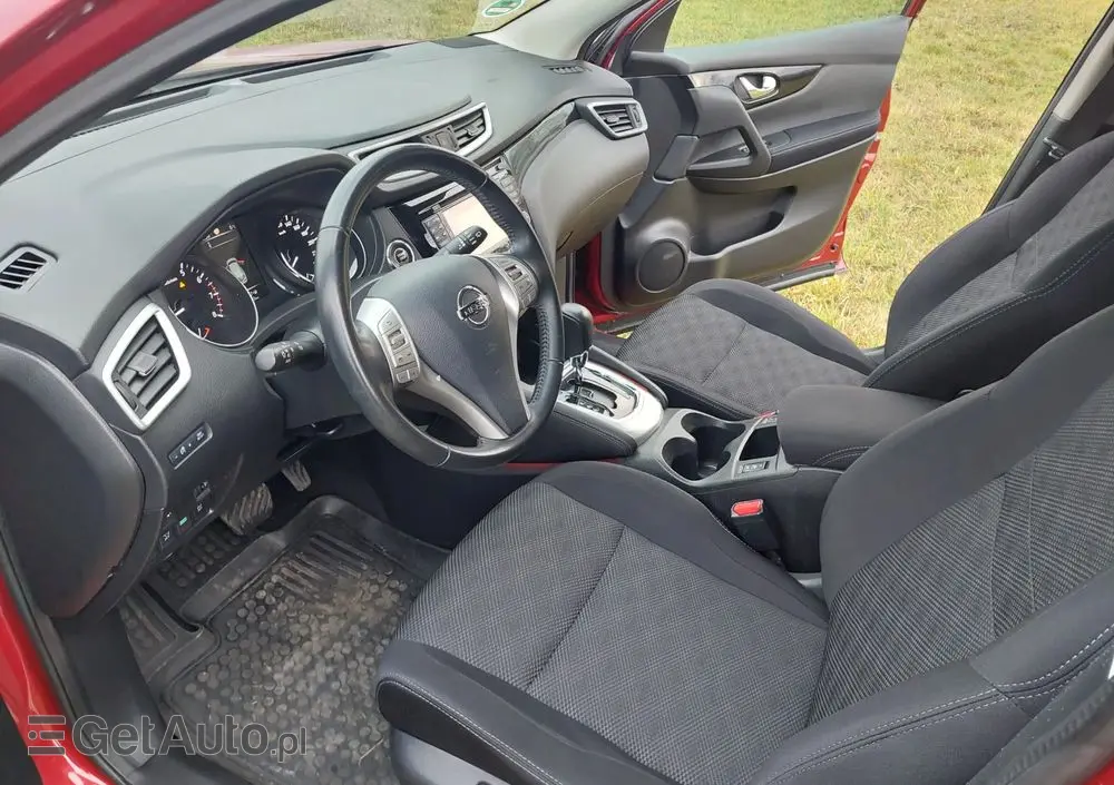 NISSAN Qashqai 1.2 DIG-T Xtronic 360