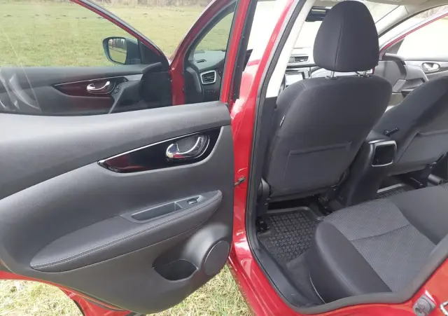 NISSAN Qashqai 1.2 DIG-T Xtronic 360