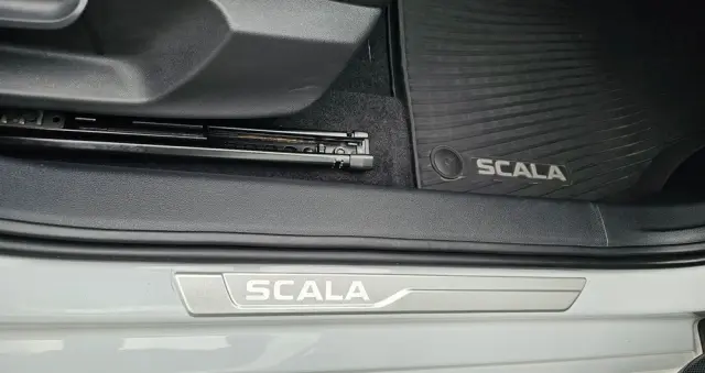 SKODA Scala 1.0 TSI DSG Ambition
