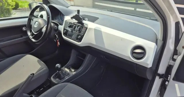 VOLKSWAGEN Up! 1.0 move