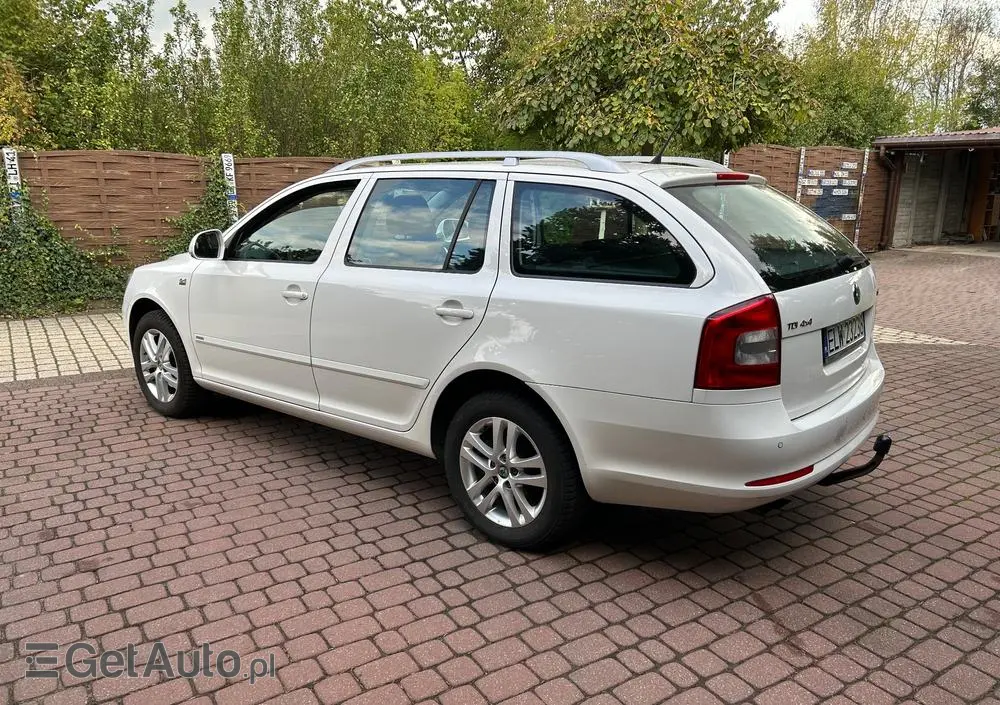 SKODA Octavia Combi 2.0 TDI DPF 4x4 AllDrive