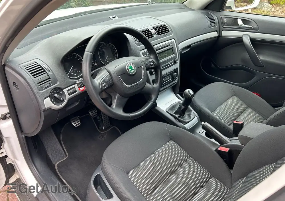 SKODA Octavia Combi 2.0 TDI DPF 4x4 AllDrive