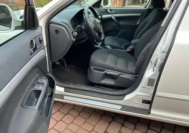 SKODA Octavia Combi 2.0 TDI DPF 4x4 AllDrive