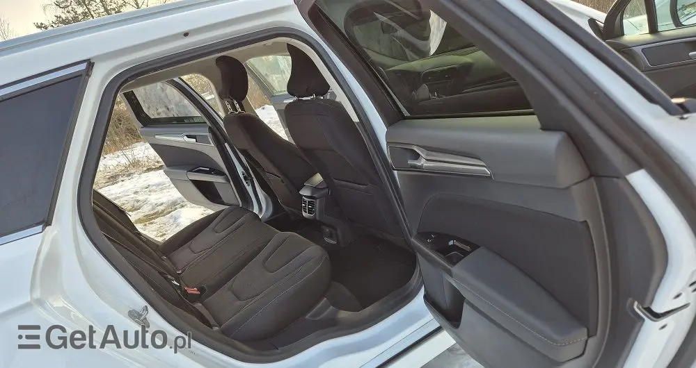 FORD Mondeo 2.0 TDCi Titanium PowerShift