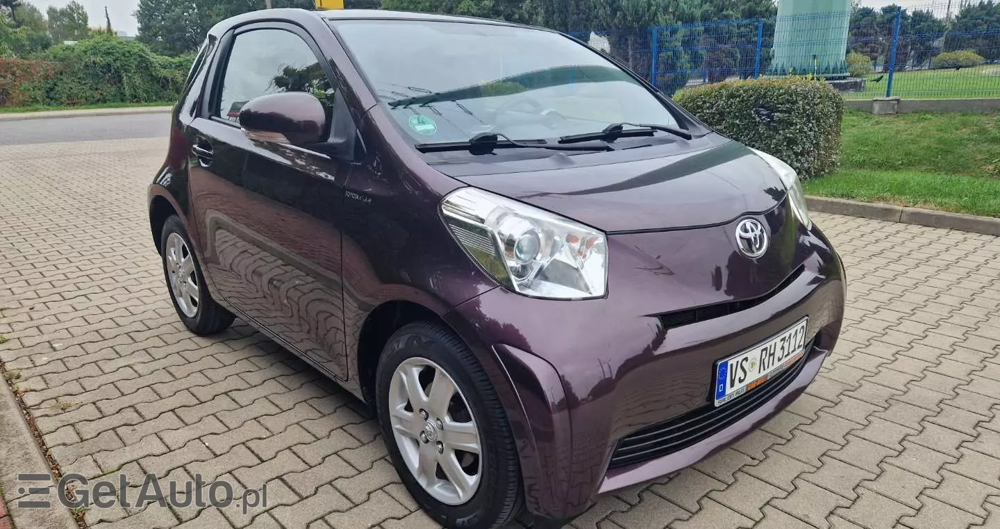TOYOTA IQ 1.0 Sol
