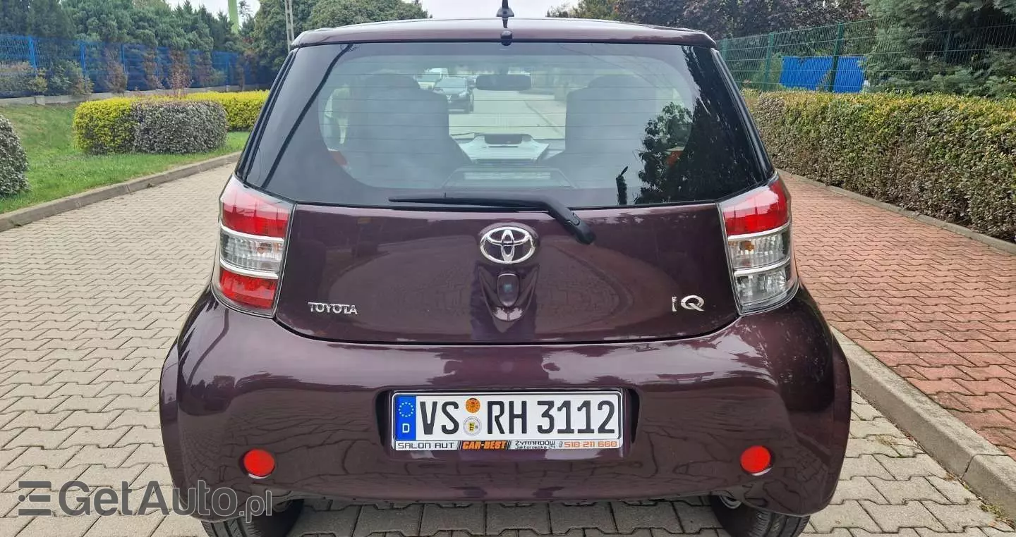 TOYOTA IQ 1.0 Sol