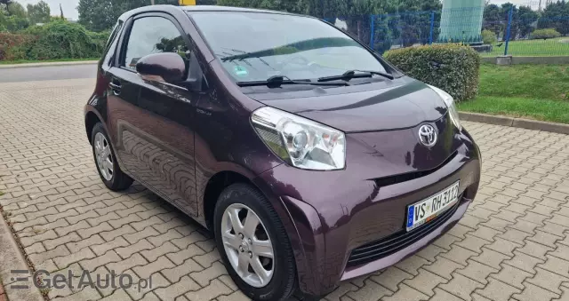 TOYOTA IQ 1.0 Sol