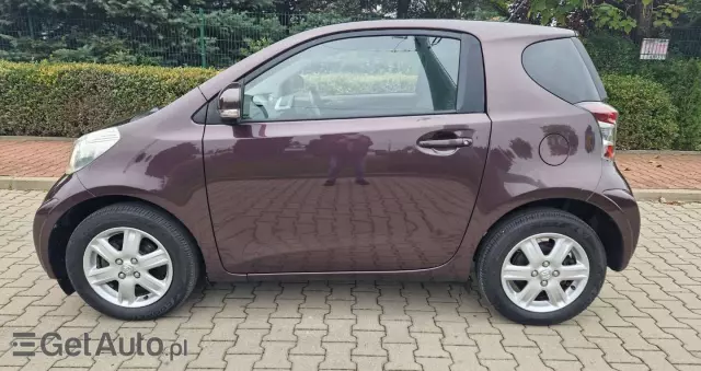 TOYOTA IQ 1.0 Sol