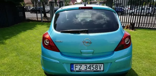 OPEL Corsa 