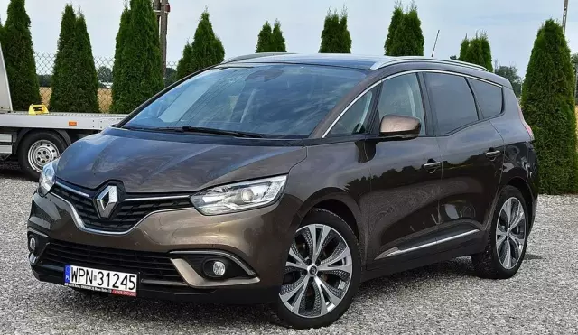RENAULT Grand Scenic 