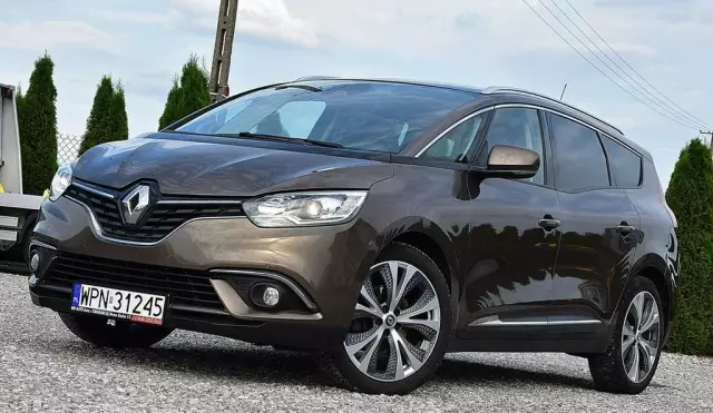 RENAULT Grand Scenic 