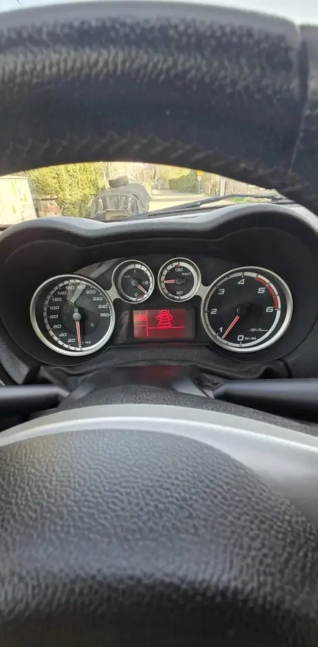 ALFA ROMEO Mito 1.3 JTDM Distinctive S&S