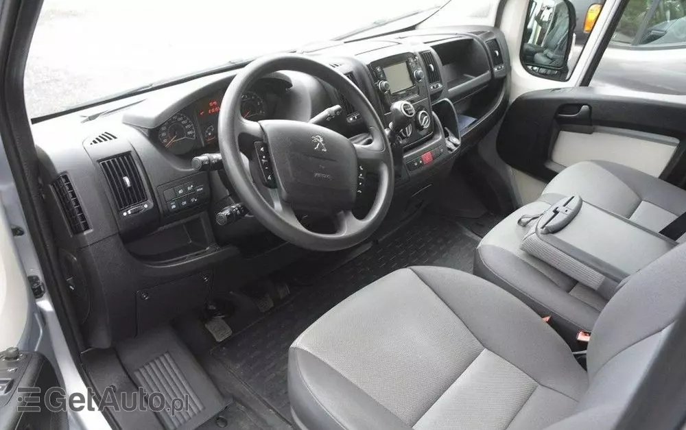 PEUGEOT Boxer 