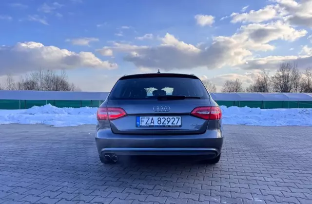 AUDI A4 