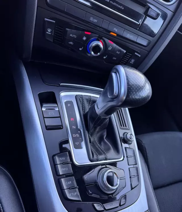 AUDI A4 