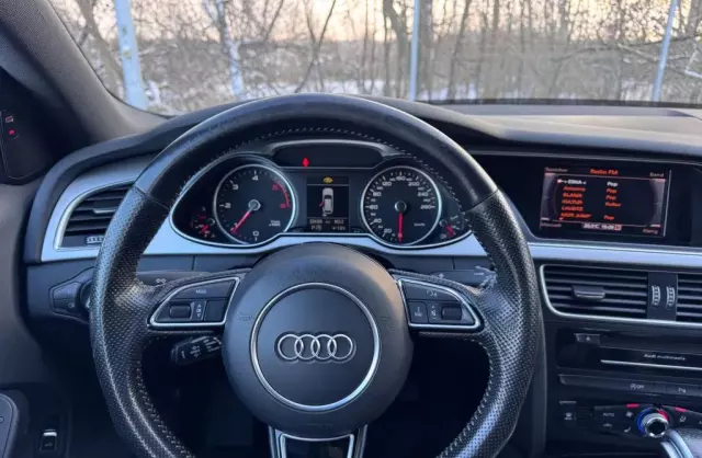 AUDI A4 